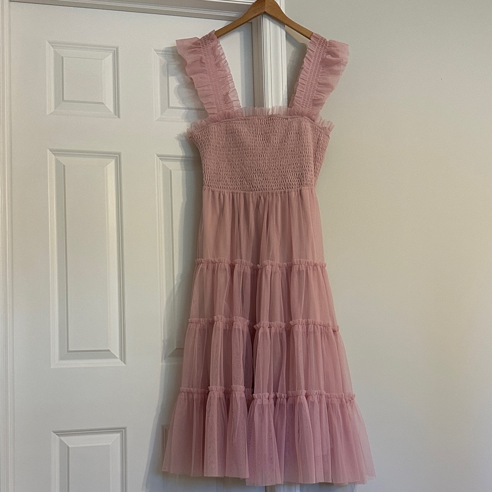 Listicle Pink Tiered Formal Dress